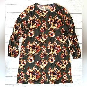 Madison Leigh Plus Green Floral Longsleeve Cinched Sleeves Keyhole Back 18w